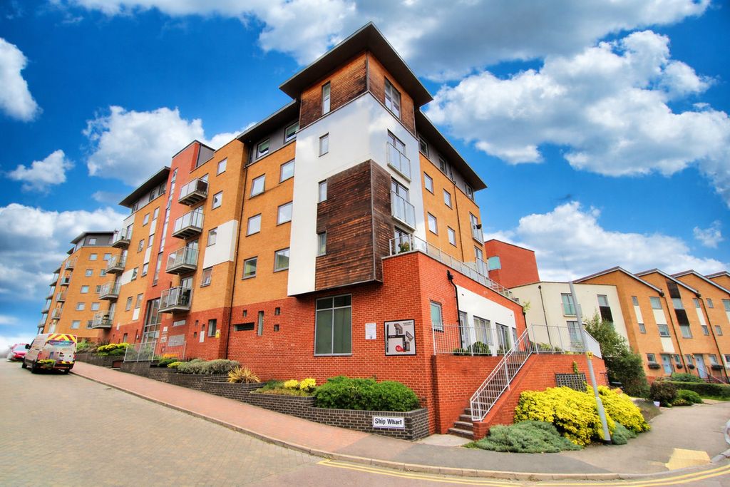 Property photo 2 of 7