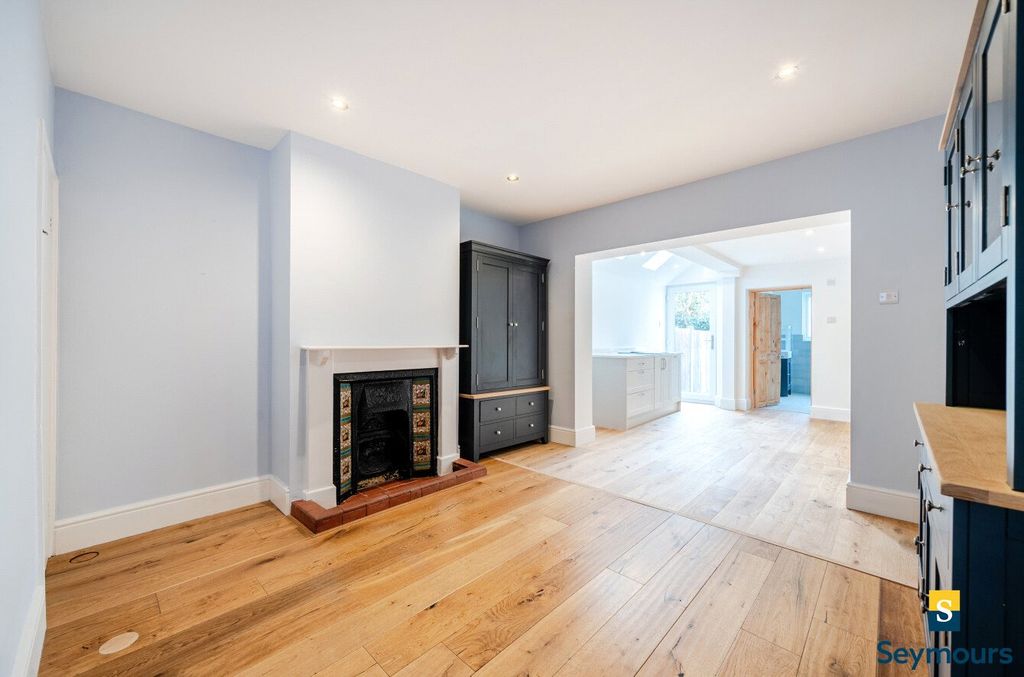 Property photo 2 of 20 Picture No. 31