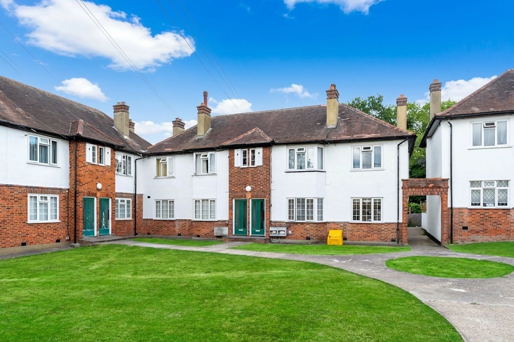 Property photo 1 of 7