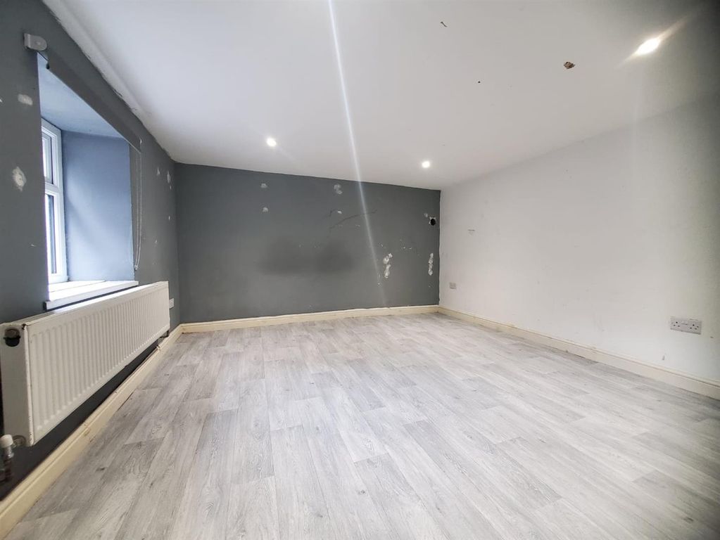 Property photo 3 of 11 Img-20251022-Wa0002.Jpg