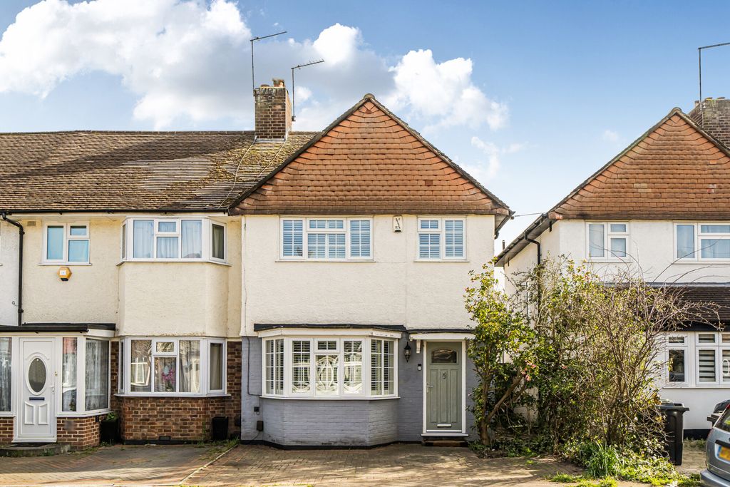 Property photo 1 of 20 External