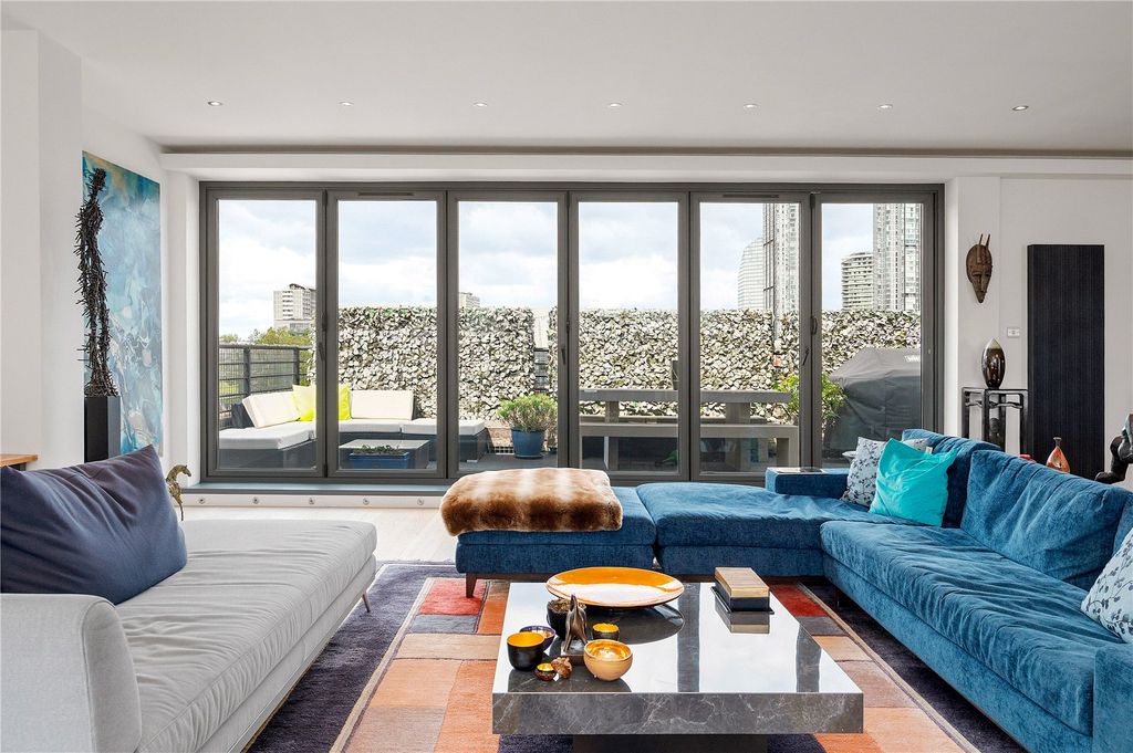 Property photo 1 of 24 Reception Room