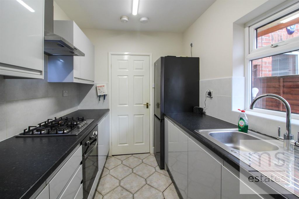 Property photo 1 of 20 Img_1098.Jpg