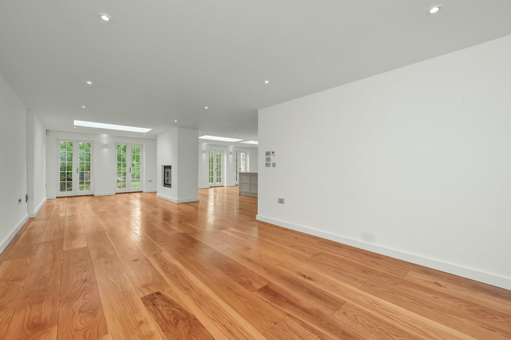 Property photo 3 of 16 Picture No. 42