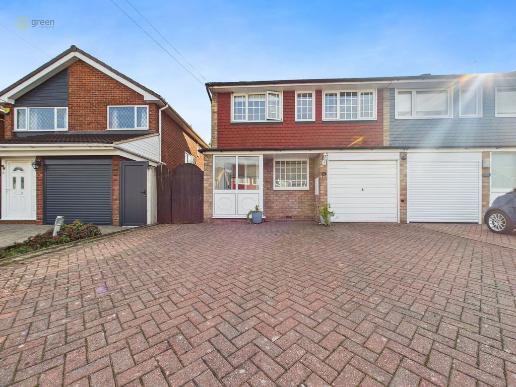 Property photo 1 of 28