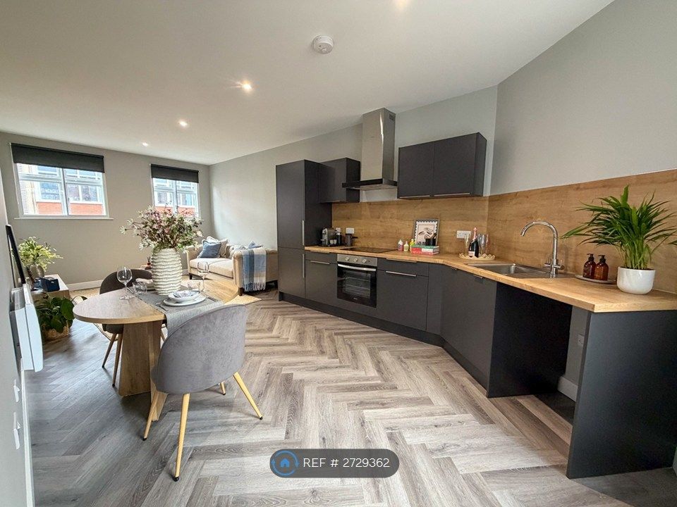 Property photo 1 of 34