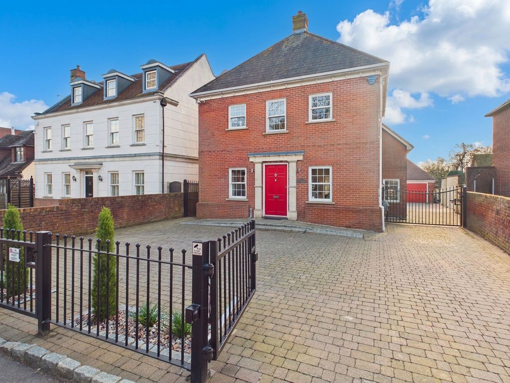 Property photo 1 of 49