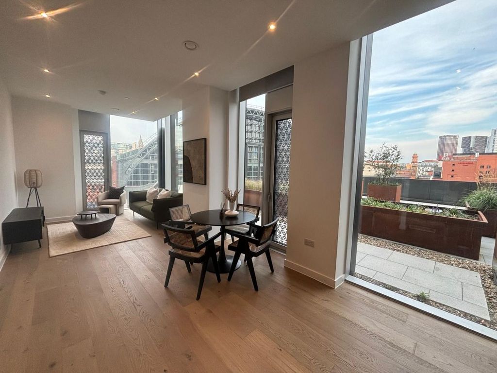 Property photo 2 of 30