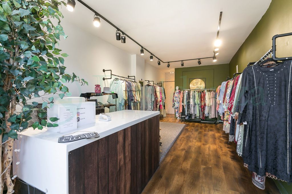 Property photo 2 of 6