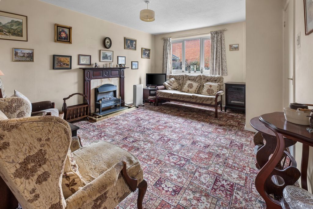 Property photo 3 of 16 Dscf0029