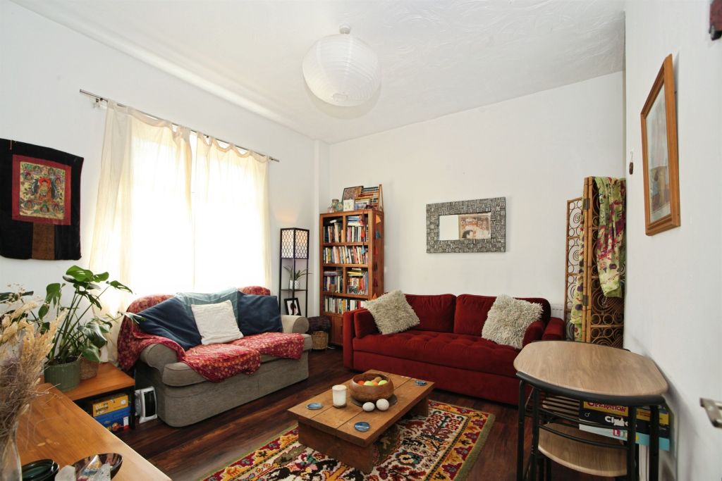Property photo 3 of 16