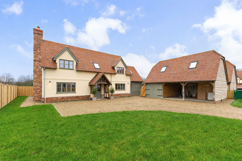 Property photo 1 of 16