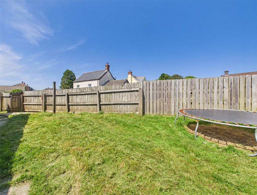 Property photo 2 of 11 Picture No. 02