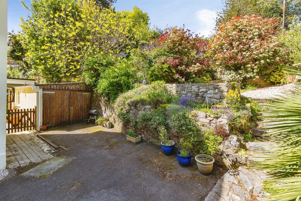 Additional image 39 of 4 bed semi-detached house for saleCourtenay Road, Newton Abbot TQ12