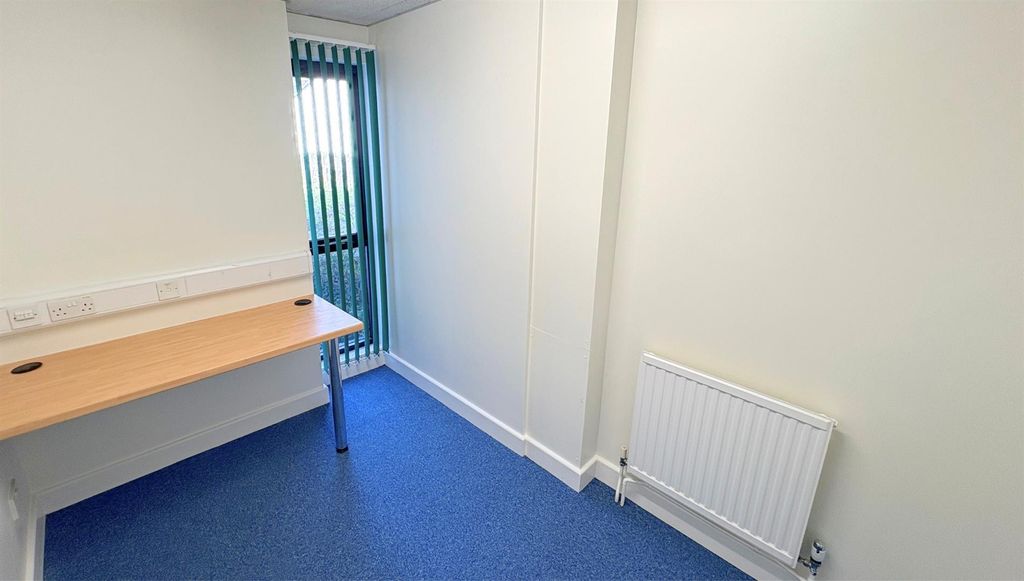 Property photo 3 of 4 Qqfniznhukcjhqf0Hhbslg.Png