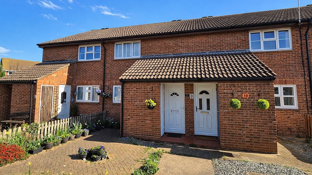 Property photo 2 of 9