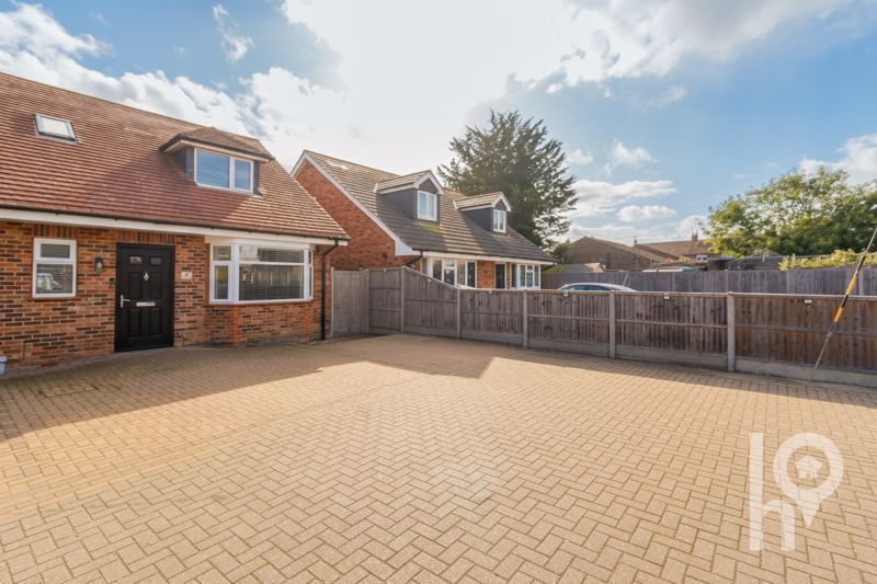 Property photo 1 of 13 Photo 13