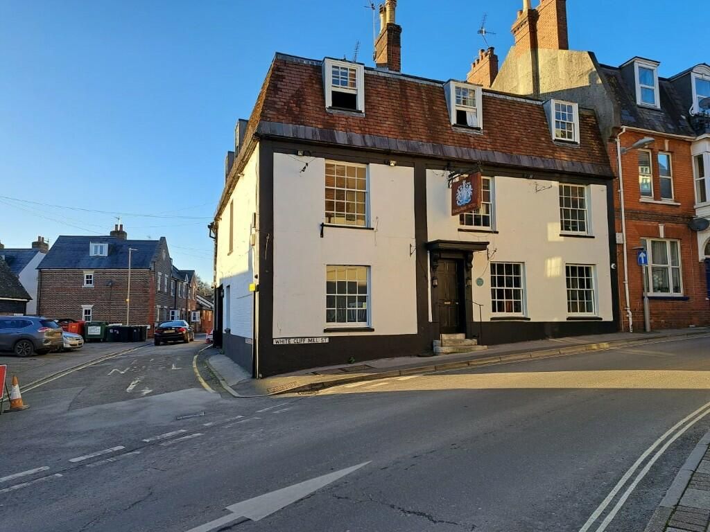 Property photo 3 of 5