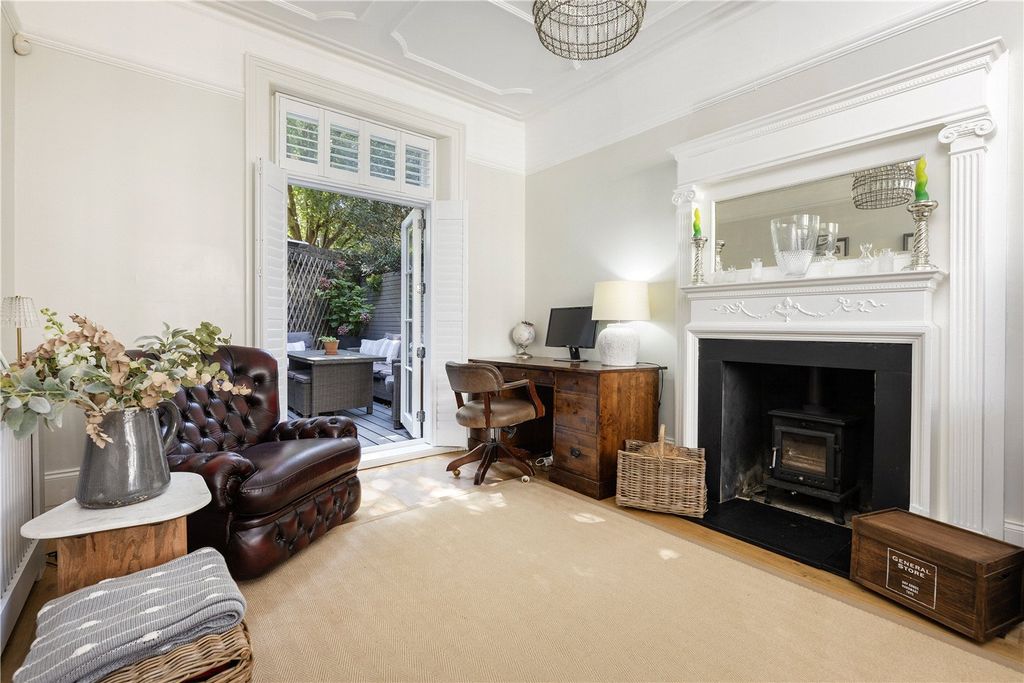 Property photo 3 of 12 Picture No. 14