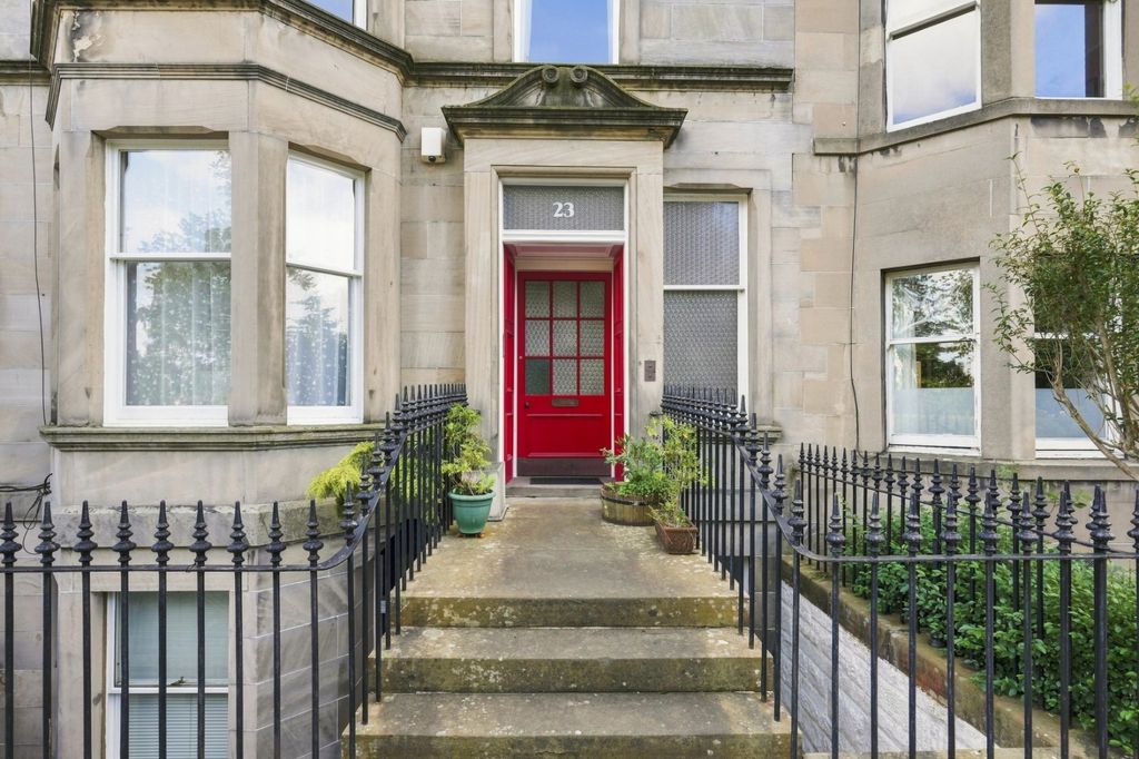 Property photo 2 of 25 Picture No. 27