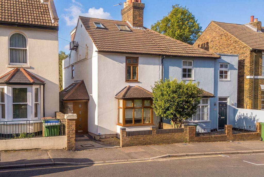 Property photo 1 of 22 5398181