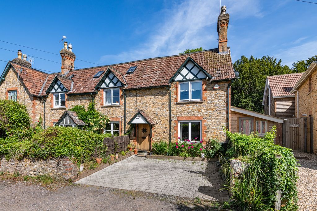 Property photo 1 of 26 4022853