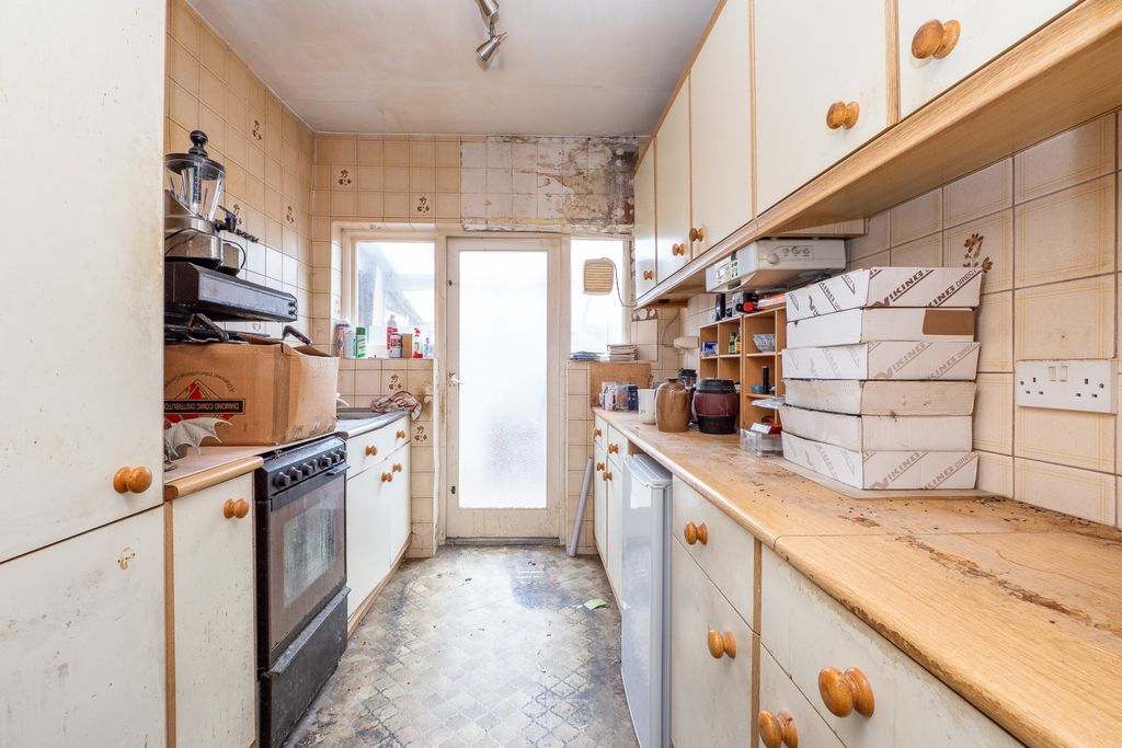 Property photo 3 of 11 Picture No. 06