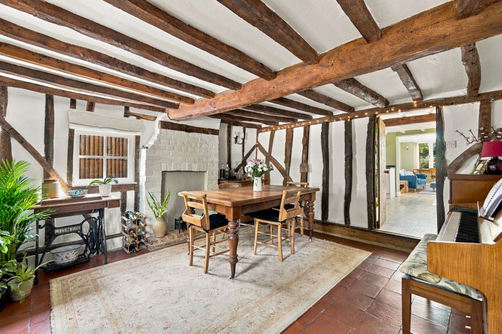 Property photo 3 of 25 Dining Room
