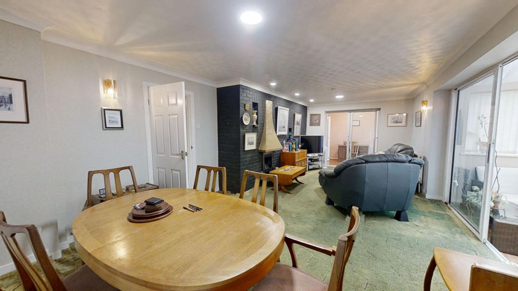 Additional image 4 of 3 bed detached bungalow for saleUnderhedge Gardens, Portland, Dorset DT5
