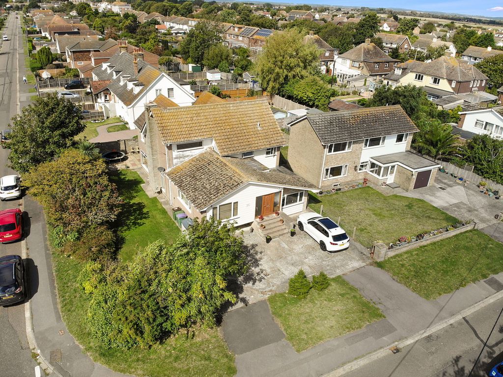 Property photo 1 of 41