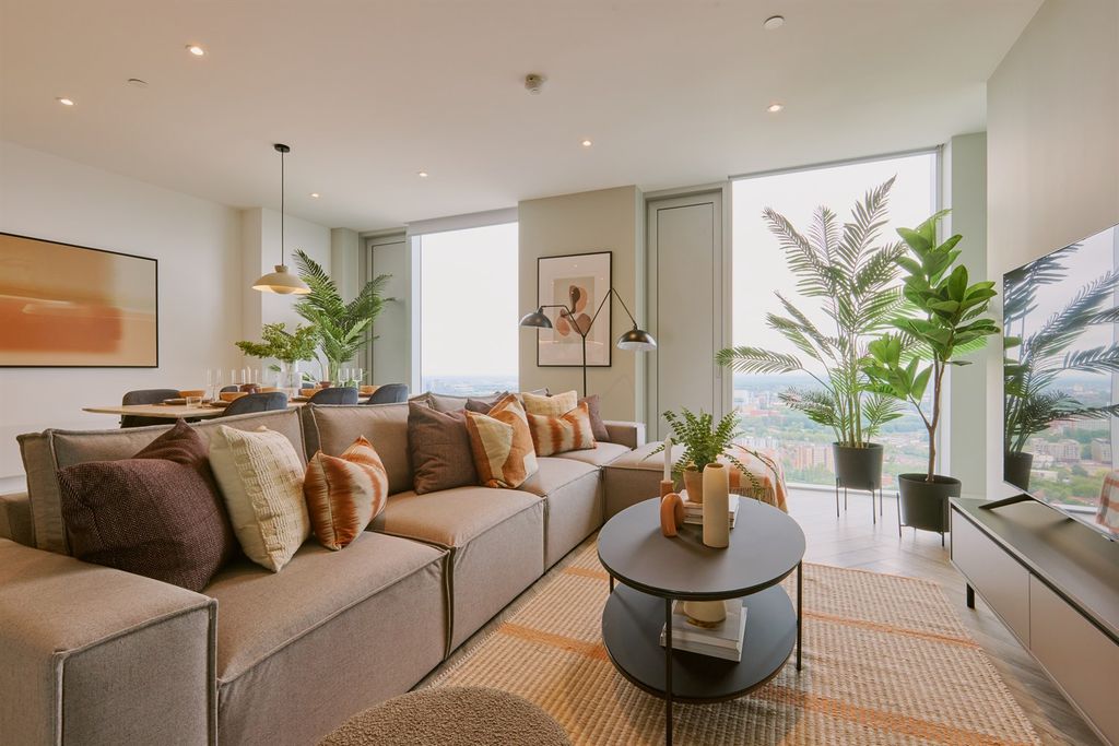 Property photo 1 of 31 (Main)