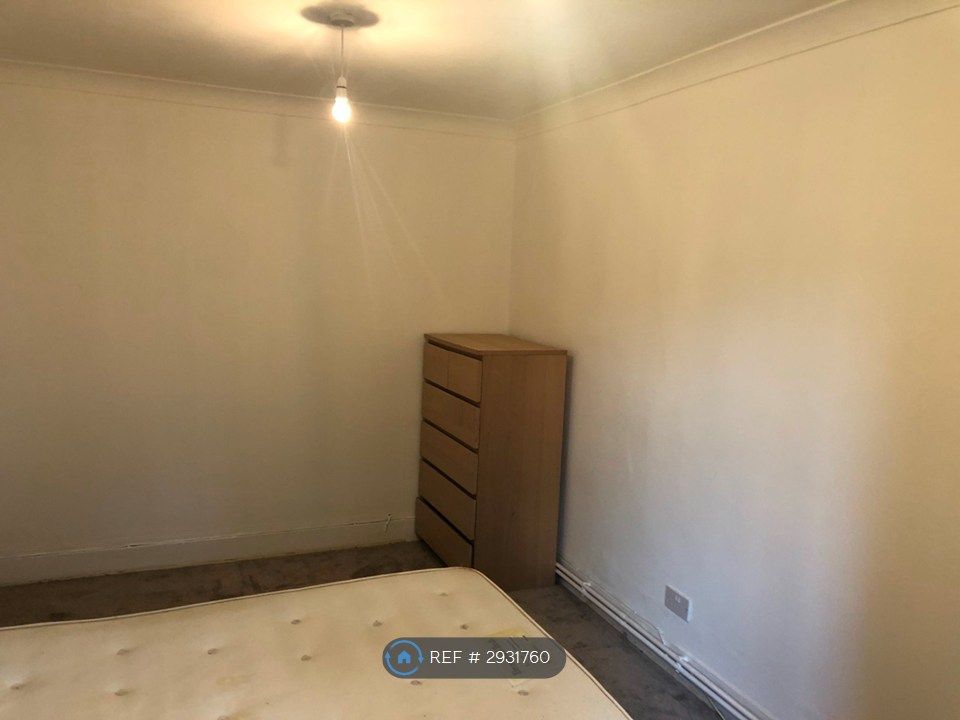 Property photo 3 of 12 Double Room