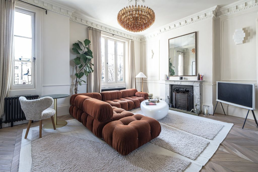 Property photo 1 of 25