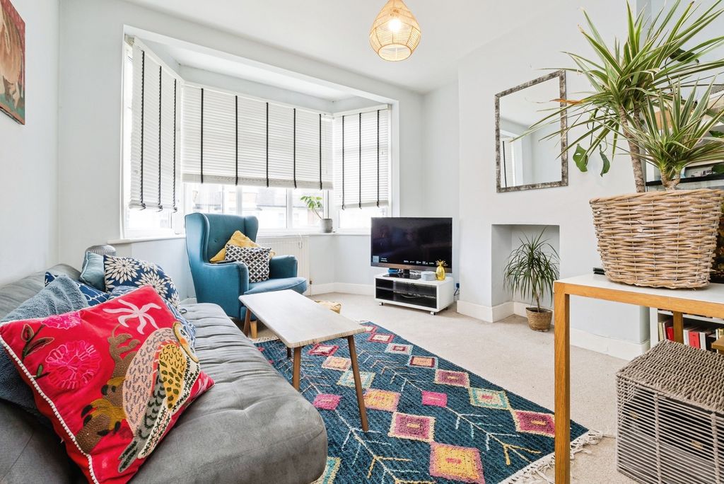 Property photo 2 of 14 Pbox-Img.Jpg