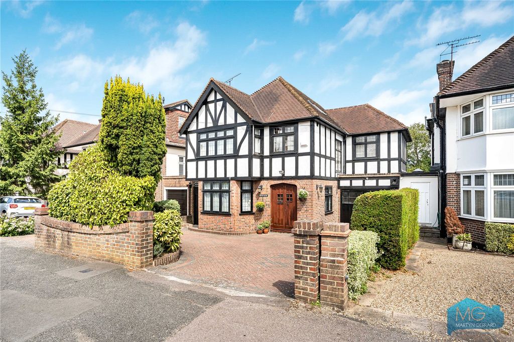 Property photo 1 of 38 Picture No. 07
