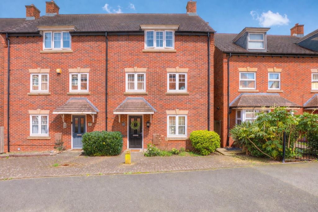 Property photo 1 of 25 11 Morley (1).Png