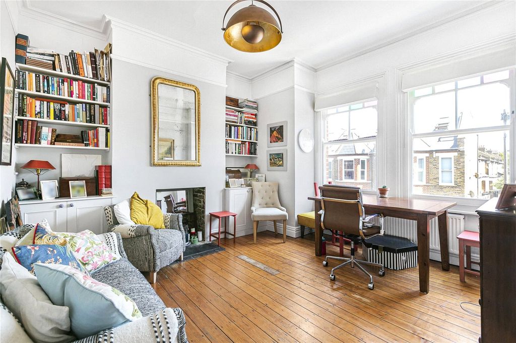 Property photo 2 of 16 Picture No. 01