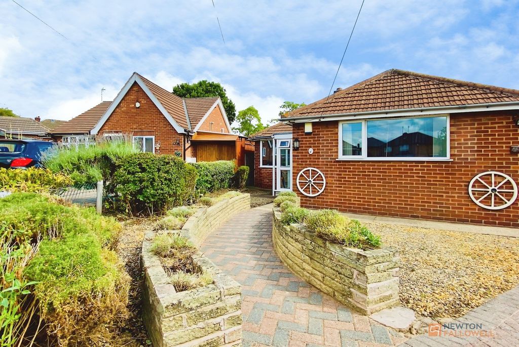 Property photo 2 of 21