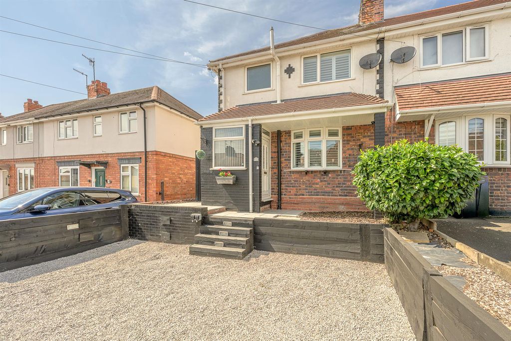 Property photo 1 of 26