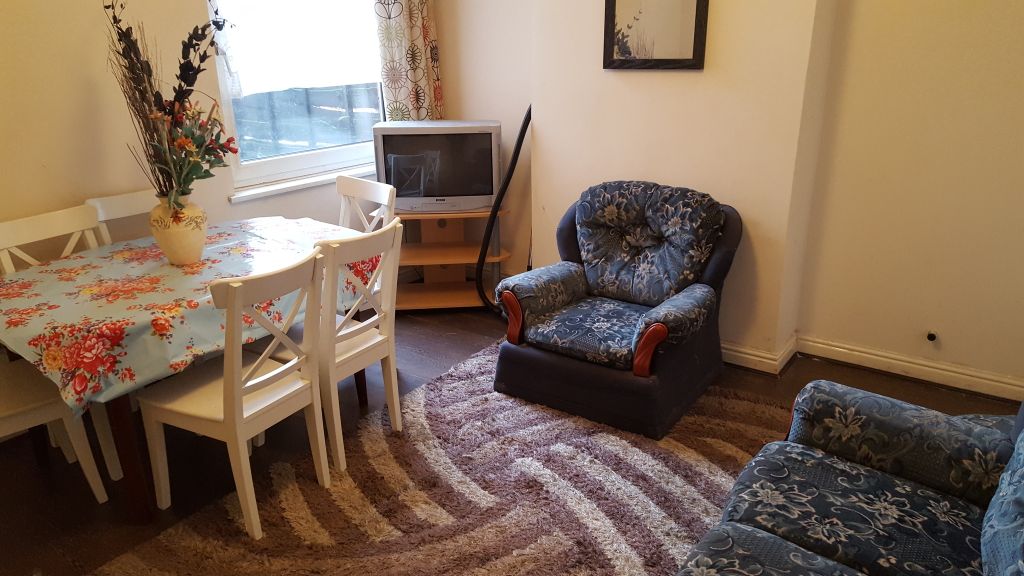 Property photo 3 of 4