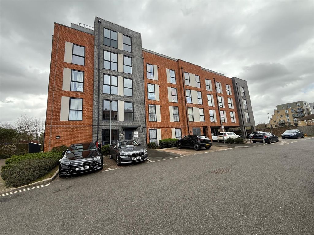 Property photo 1 of 8 Img_5705.Jpg