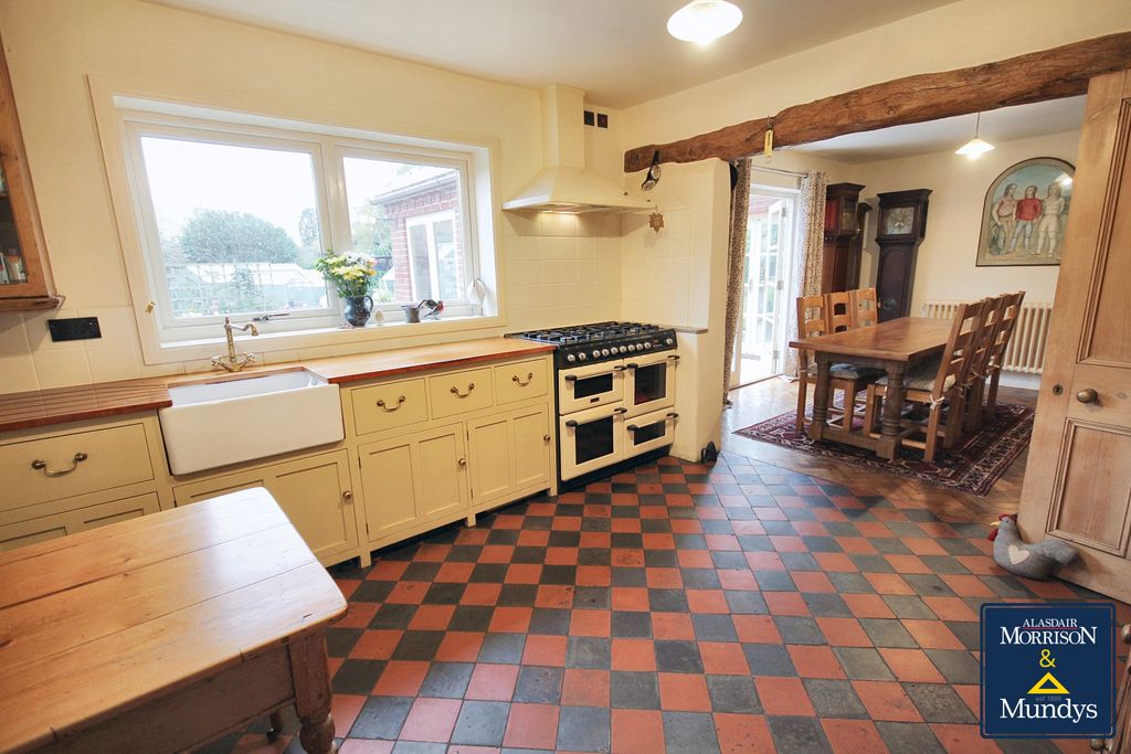 Property photo 2 of 25 Kitchen &amp; Dining Room