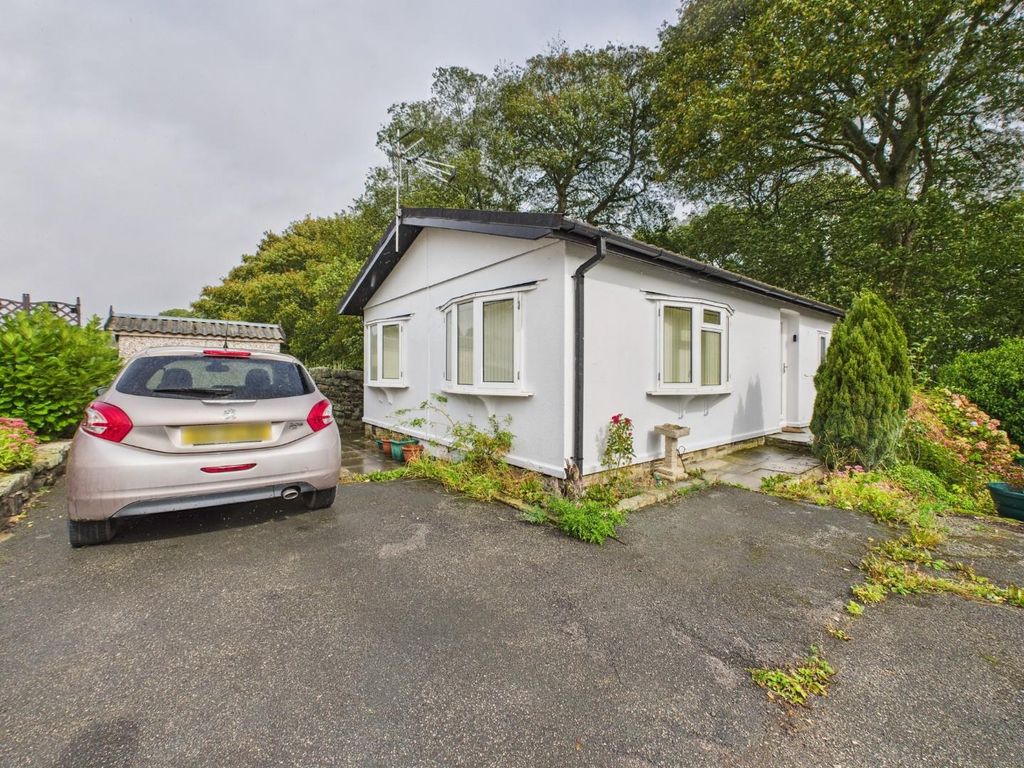 Property photo 1 of 8 Cam04899G0-Pr0195-Still008.Jpg