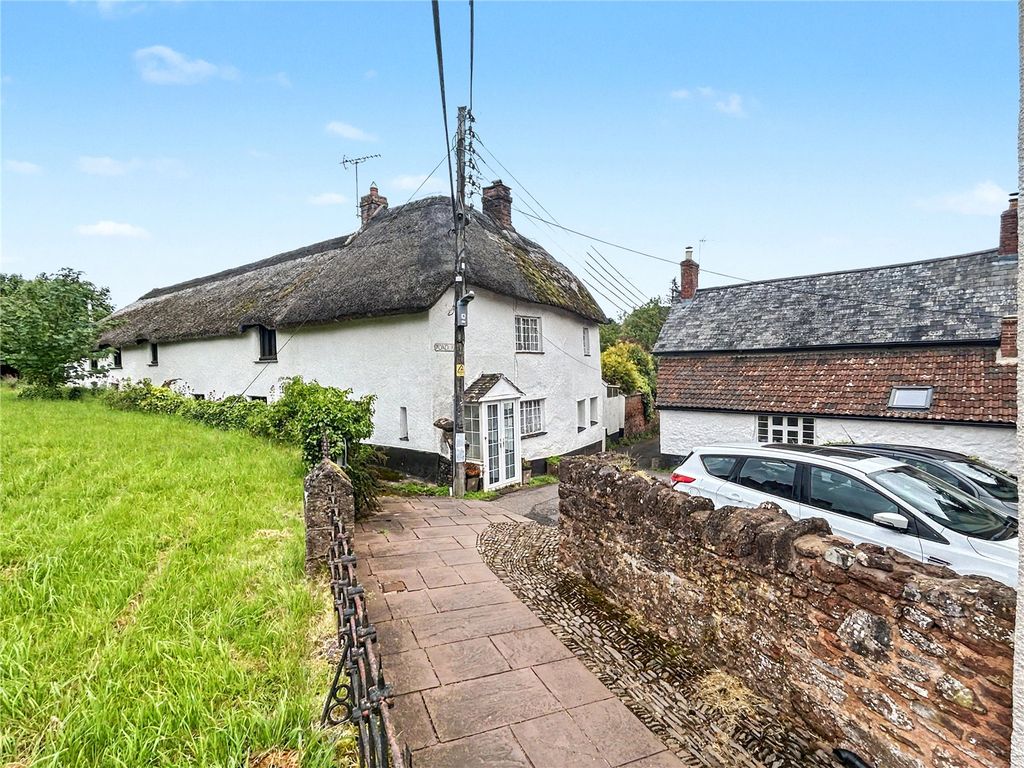 Property photo 1 of 10 Churchgate Cottage