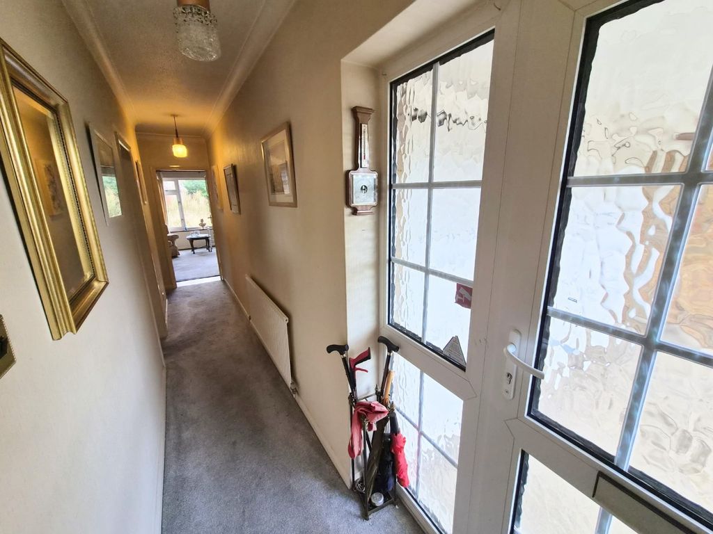 Property photo 3 of 15 4817845