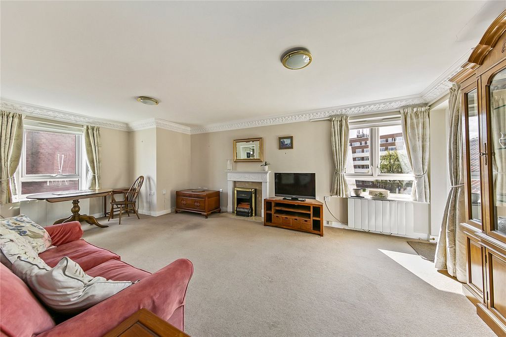 Property photo 2 of 10 Picture No. 05