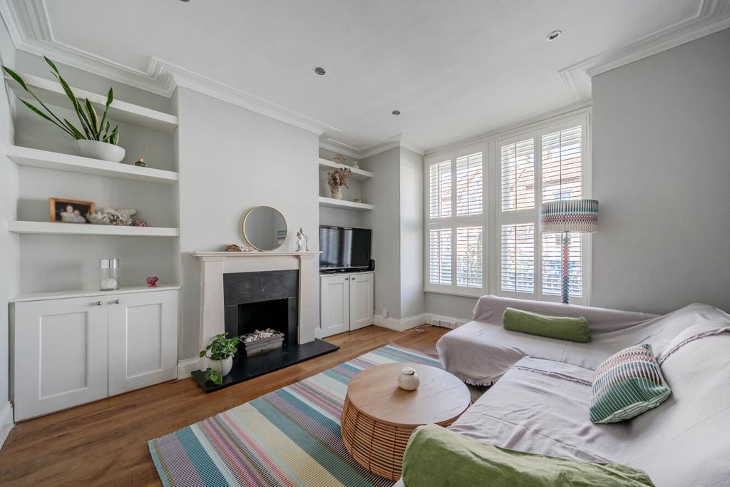 Property photo 3 of 13 3-6A7c6De07d3A8-1...