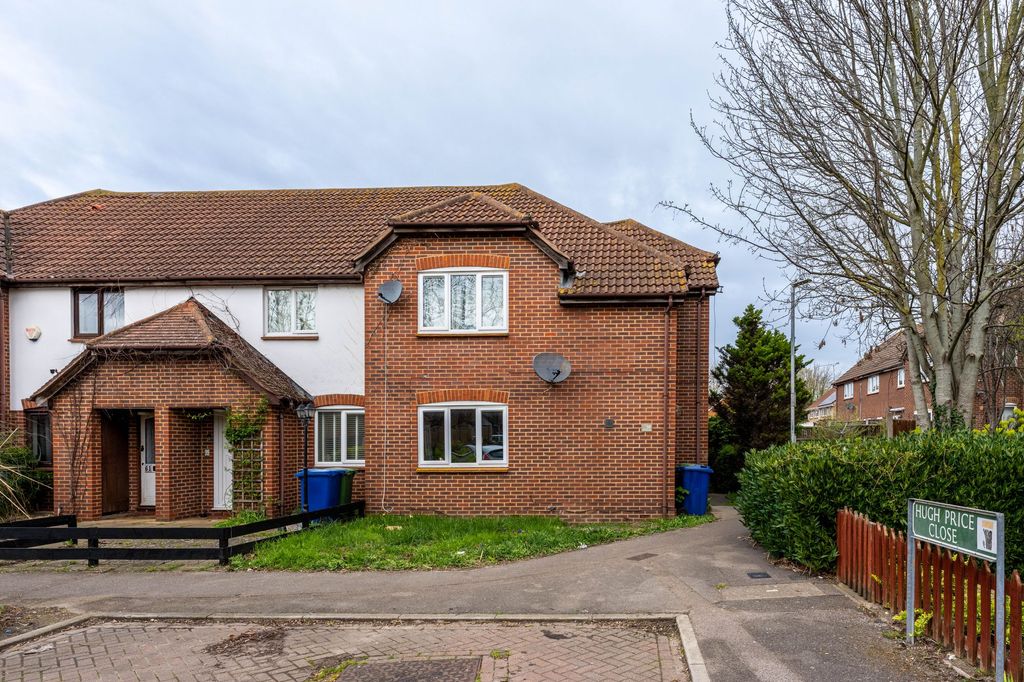 Property photo 1 of 9