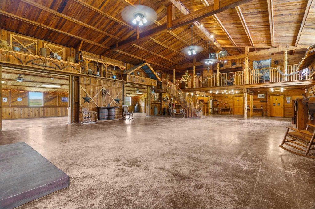 Property photo 3 of 3 <Alttext/>