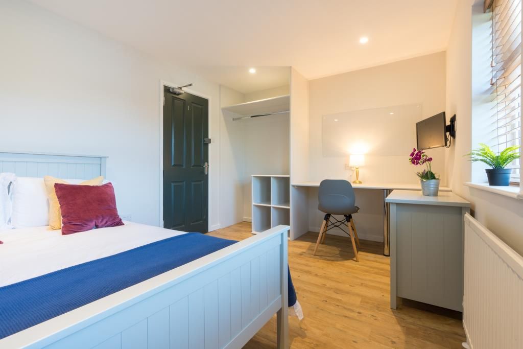 Property photo 3 of 15 Photo 2